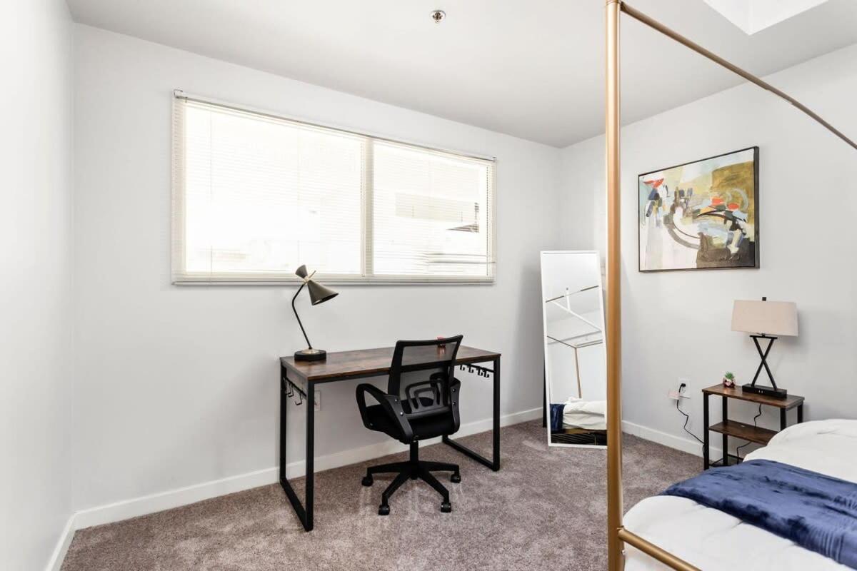 Modern Downtown Apartment 2Br 2Ba By Cozysuites Ινδιανάπολη Εξωτερικό φωτογραφία